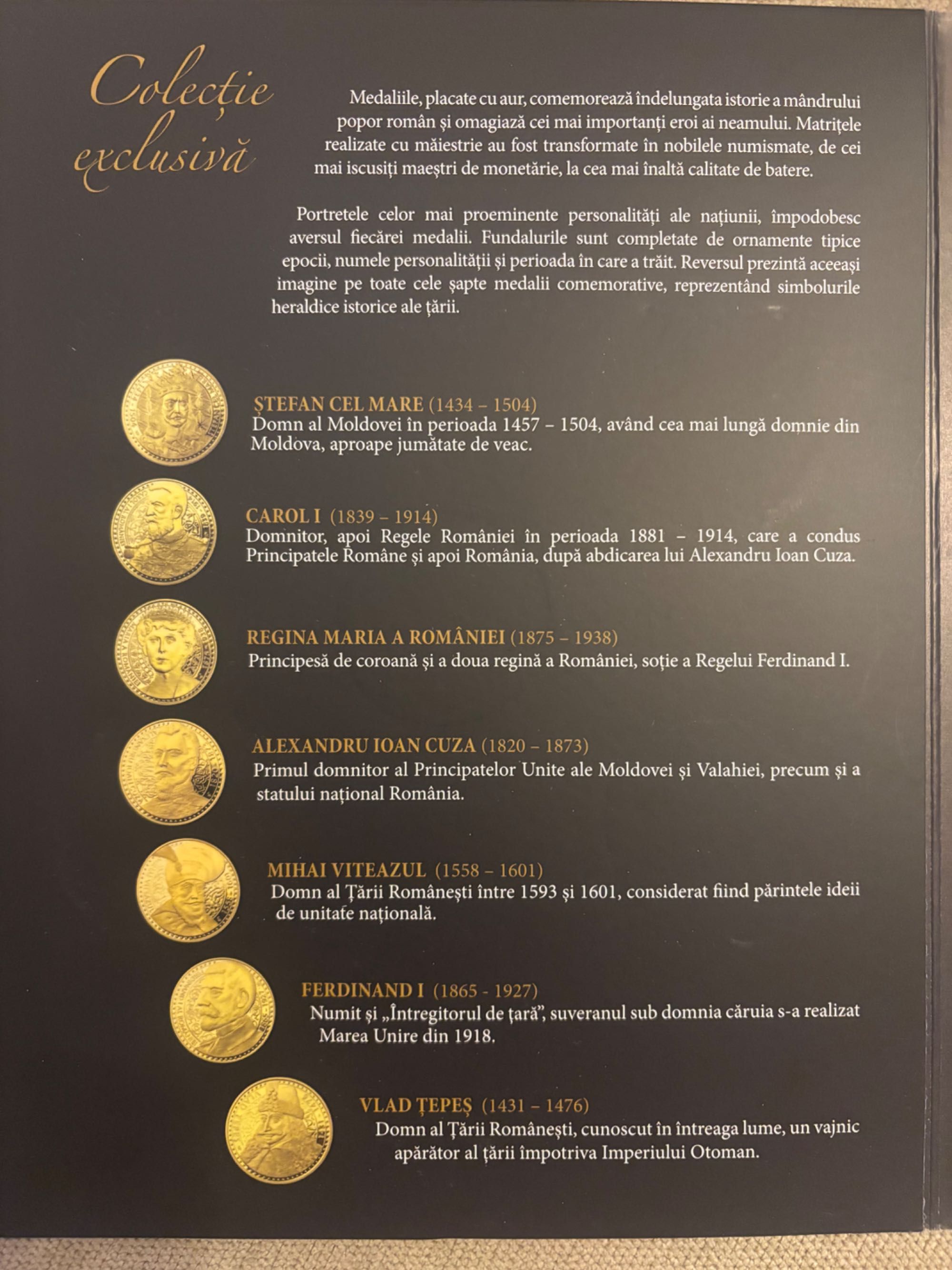 Colecție de medalii placate cu aur