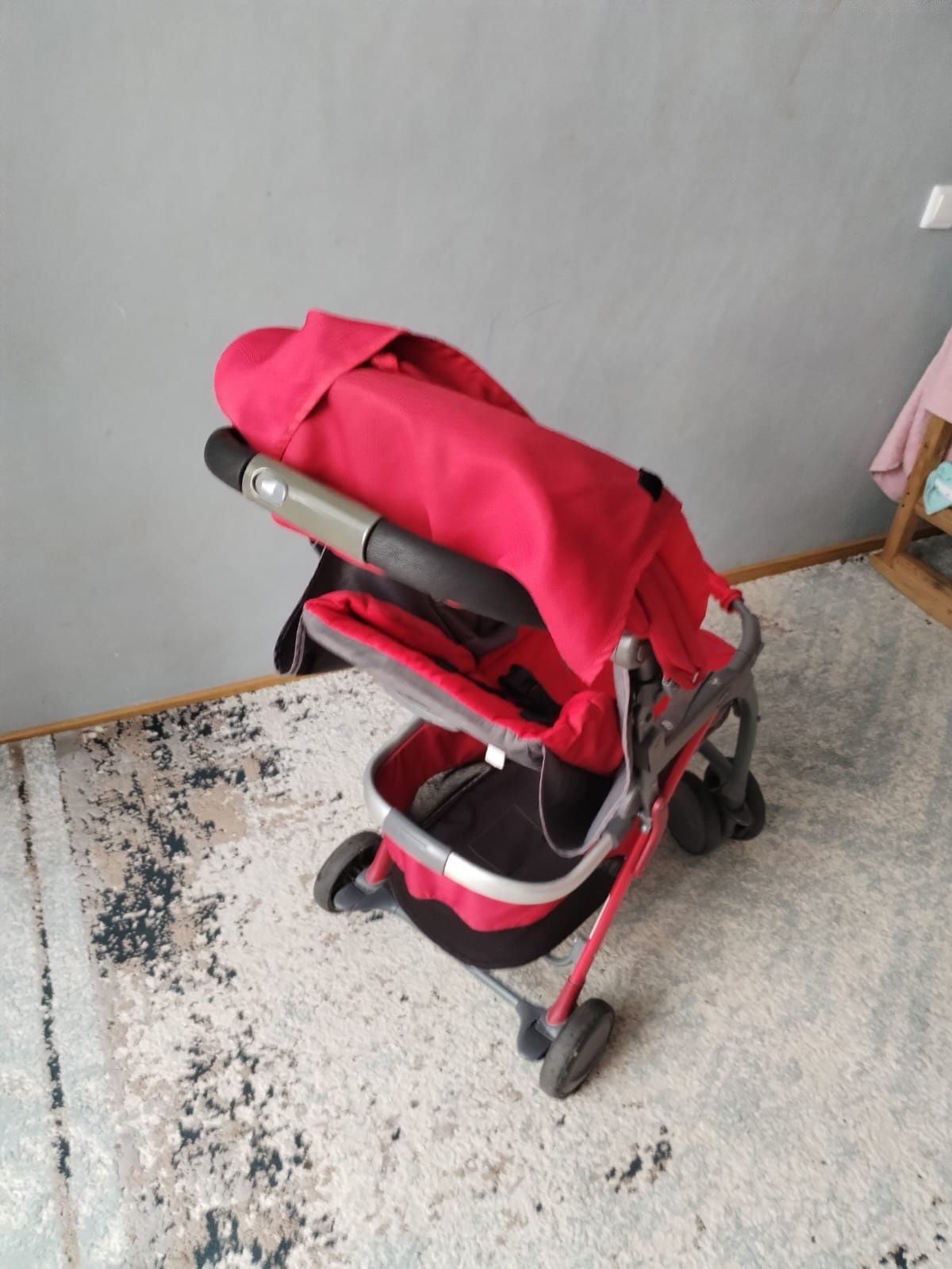 Продам немецкую детскую коляску.