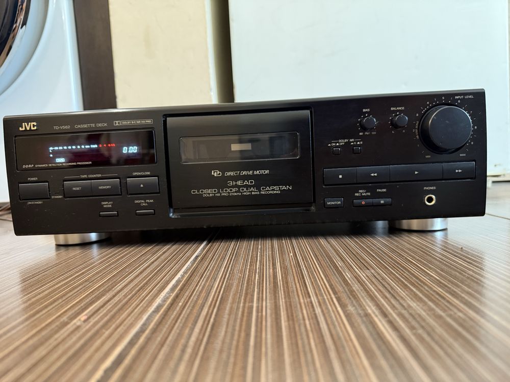 JVC TD-V562 3head Дек