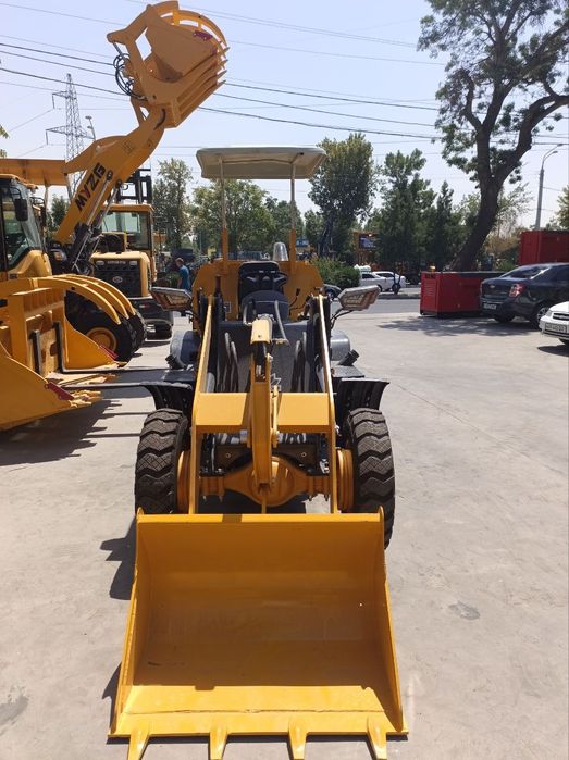 Ekskavator pagruzchik va xar hil turdagi texnikalarimiz mavjud