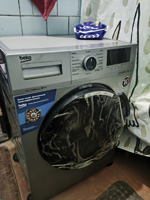 Продаю стиральную машинку