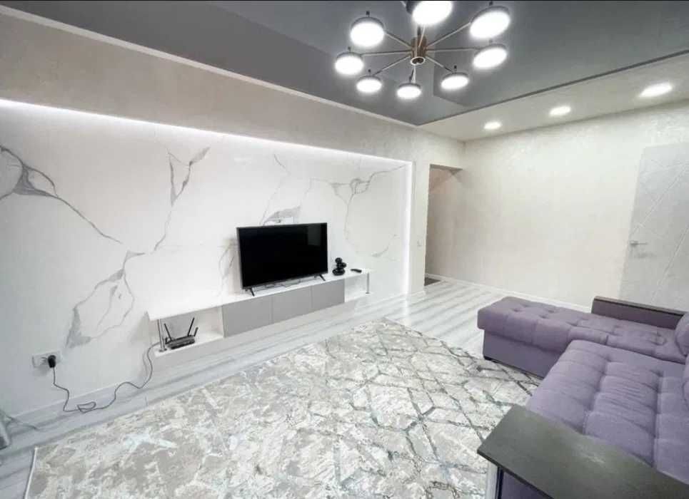 Срочно сдается шикарная квартира 2/4/9 в Яккасарайском рне Глинка 894*