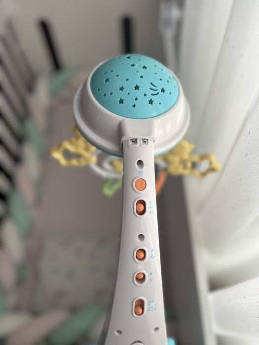 Музикална въртележка за кошара и легло Fisher- Price