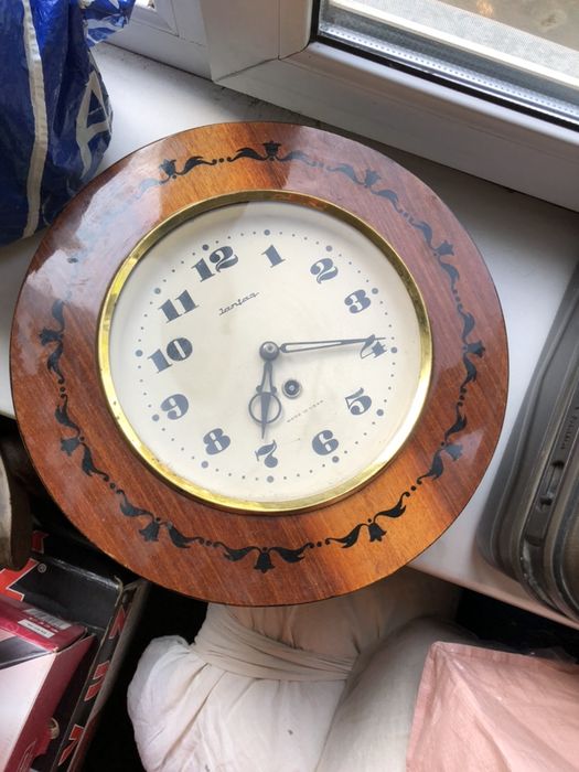 Часы продаю