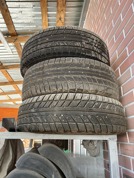Продам зимние шины