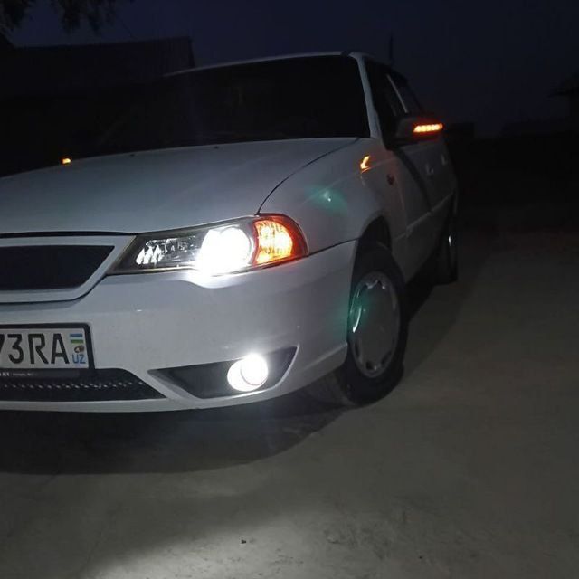 Nexia 2 xolati yaxshi yurib turgan moshina