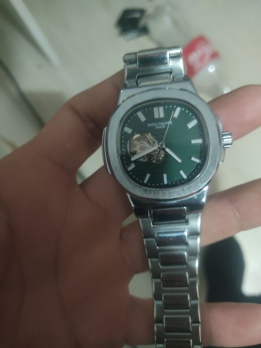 Часы наручные механические