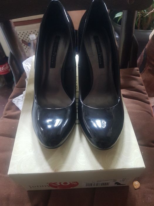 Обувки висок ток