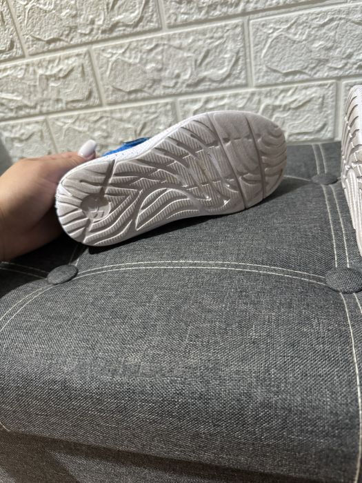 Adidasi baieti cu plasa Under Armour