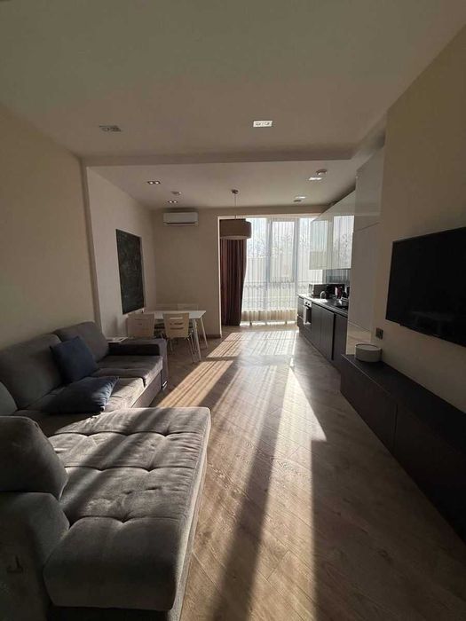 Двустаен имот в Дружба 1