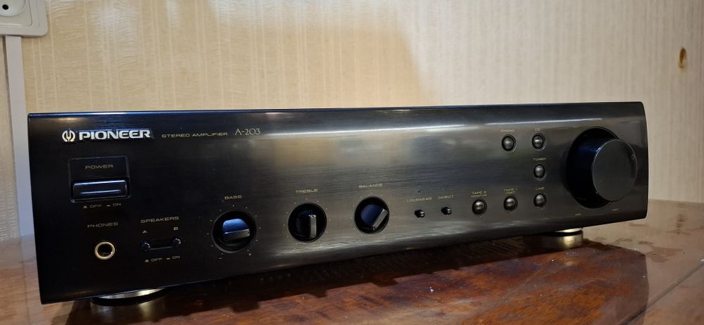 Продам усилитель Pioneer A 203