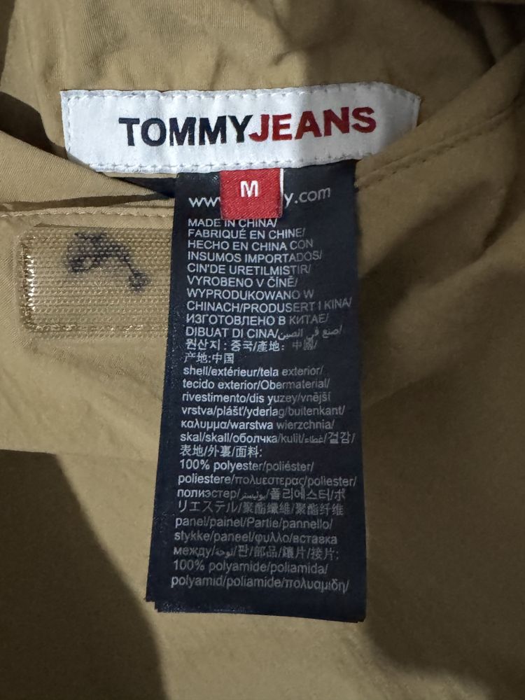 Tommy hilfiger двустранно яке размер М