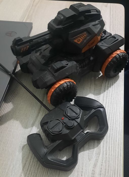 Продам Танк на пульте