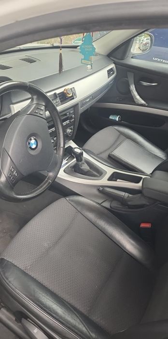 Se vinde BMW 318