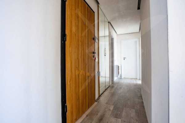 Продава се Тристаен апартамент в Пловдив, Младежки Хълм - 86 кв.м за 3838 €/кв.м - Снимка #3