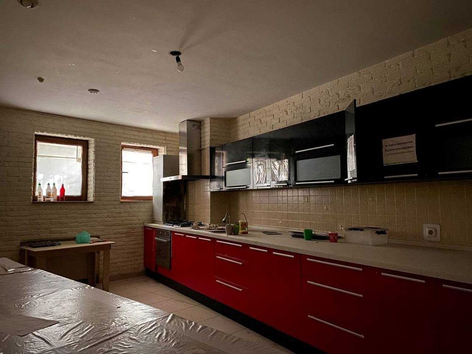 м.Х.Алимжана офис УЦ 2-этажа 554 м² 7-8 кабинетов 4 с/у двор 2-линия