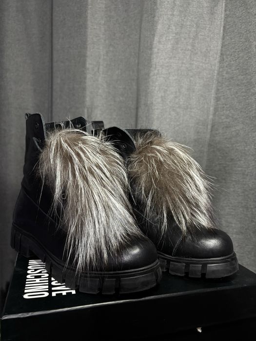 Боти от естествена кожа с естествен пух