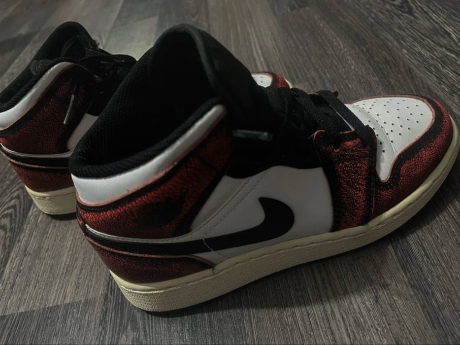 Air Jordan 1 Mid
