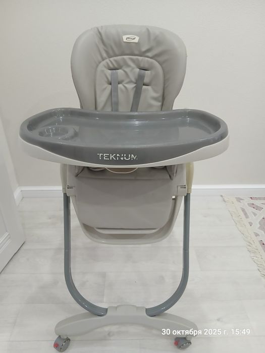 Продам стульчик для кормления,фирмы Teknum.