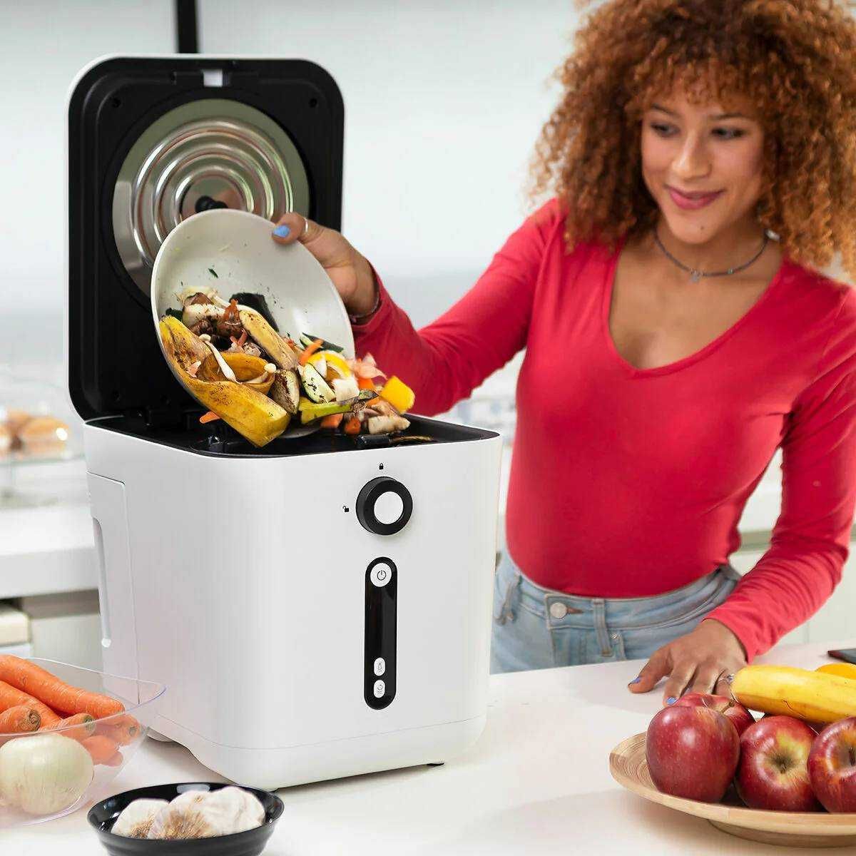 Compostor electric de bucatarie cu functie autocuratare 3L - ca nou