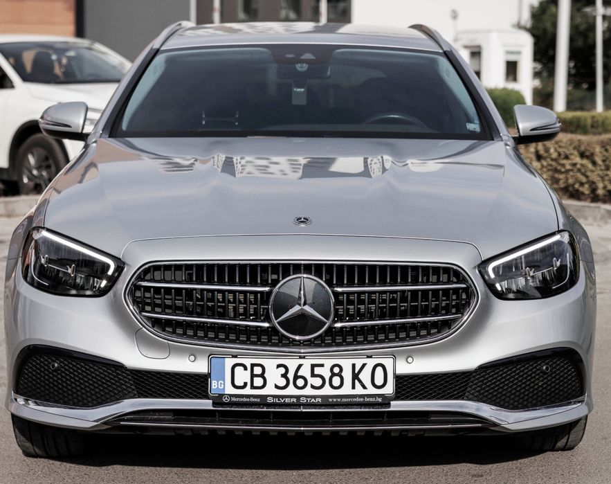 Mercedes Benz - 43 хил. Км. 2021 година от Силвър Стар W1K2132041A9754
