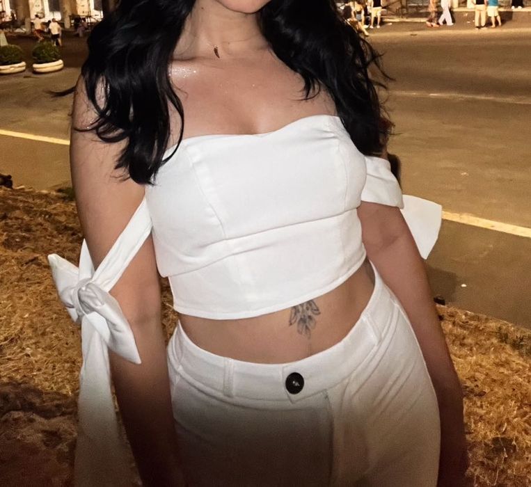 Top alb corset cu funde