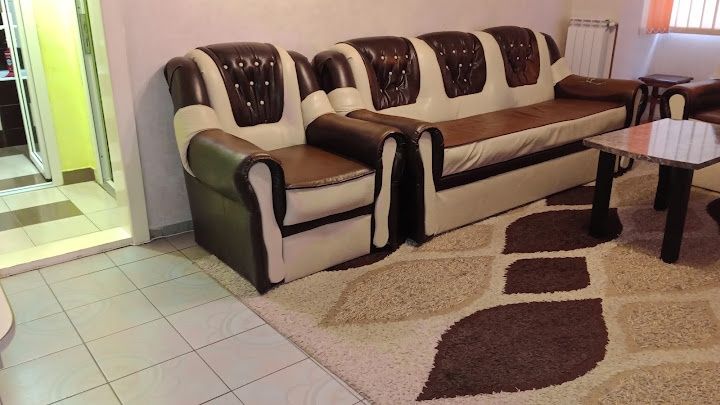 Închiriez apartament zona Andrei Mureșanu