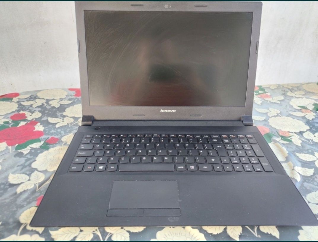 Laptop Lenovo B51 i5 gen6