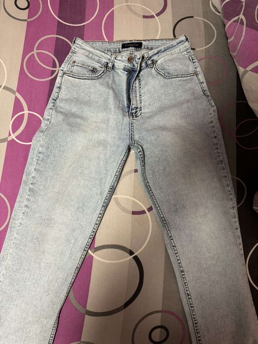 Сини дънки Dior.