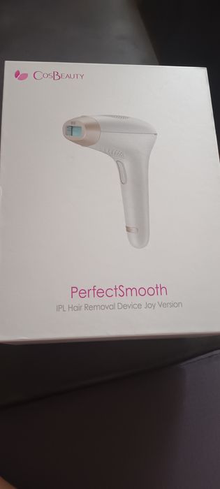 Vând aparat de epilat cu IPL CosBeauty