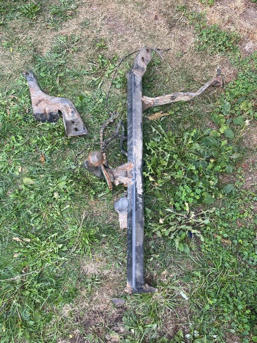 Теглич за рено сценик