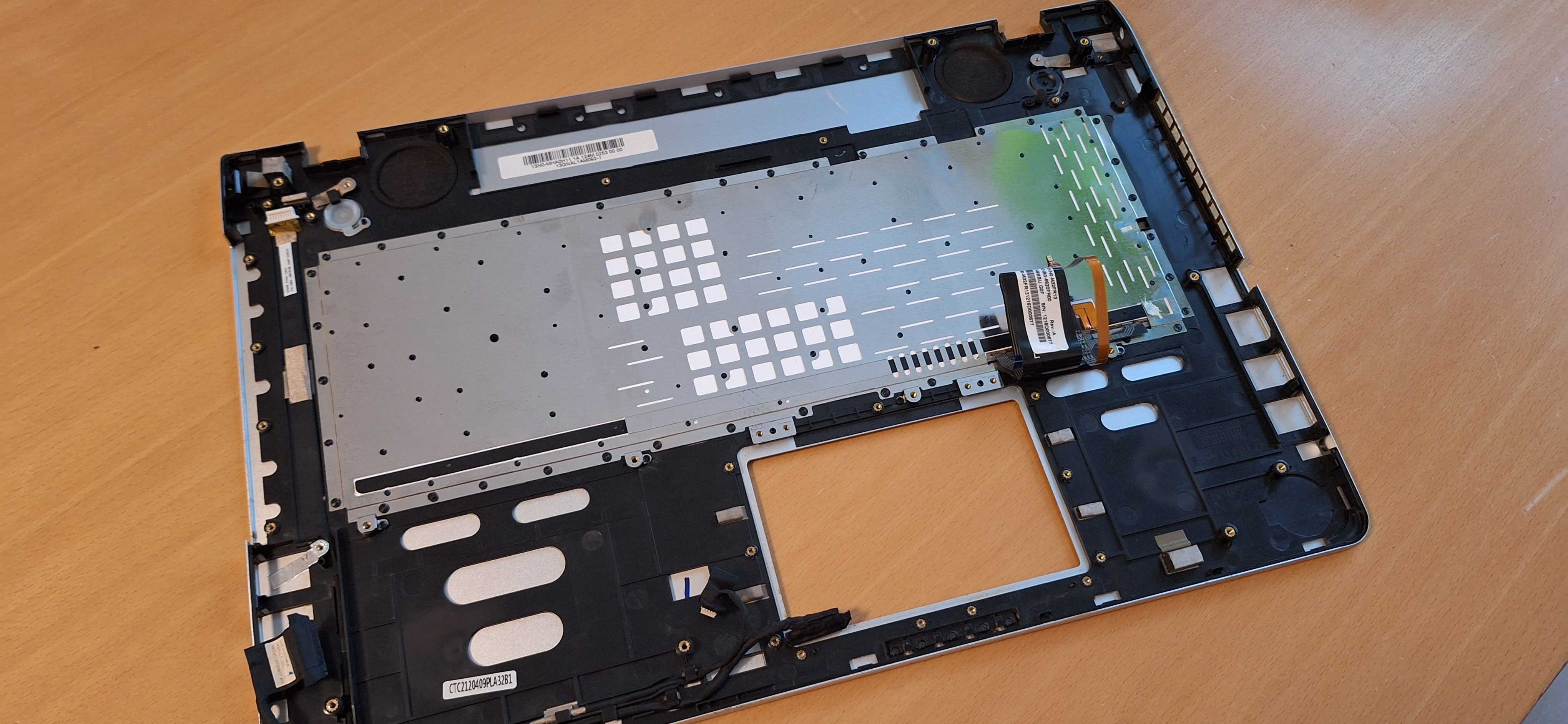 Горен капак за Asus N76