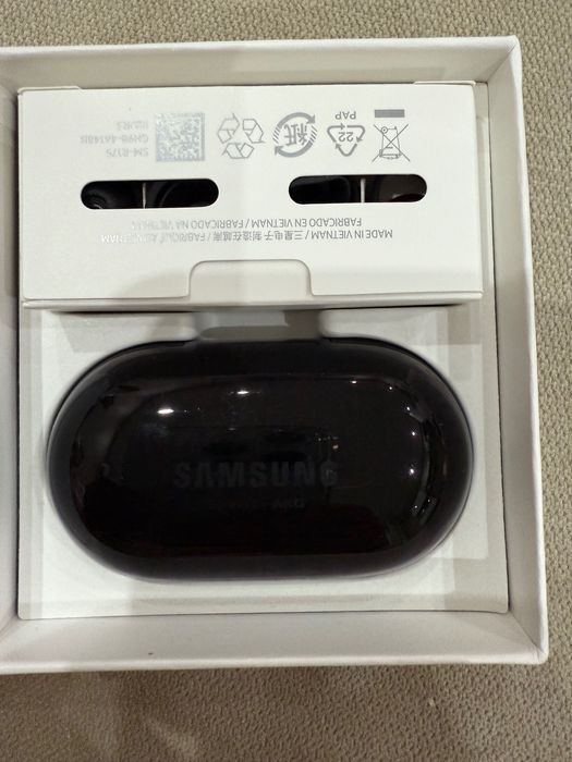 Безжични слушалки Samsung Buds+