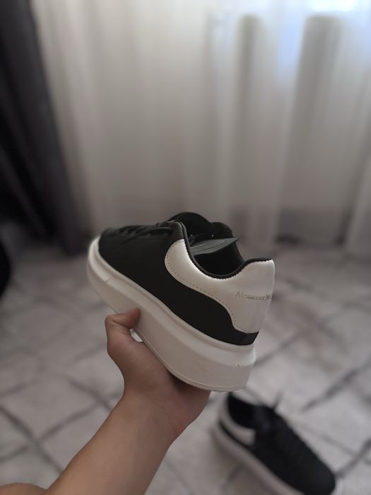 Alexander McQUEEN