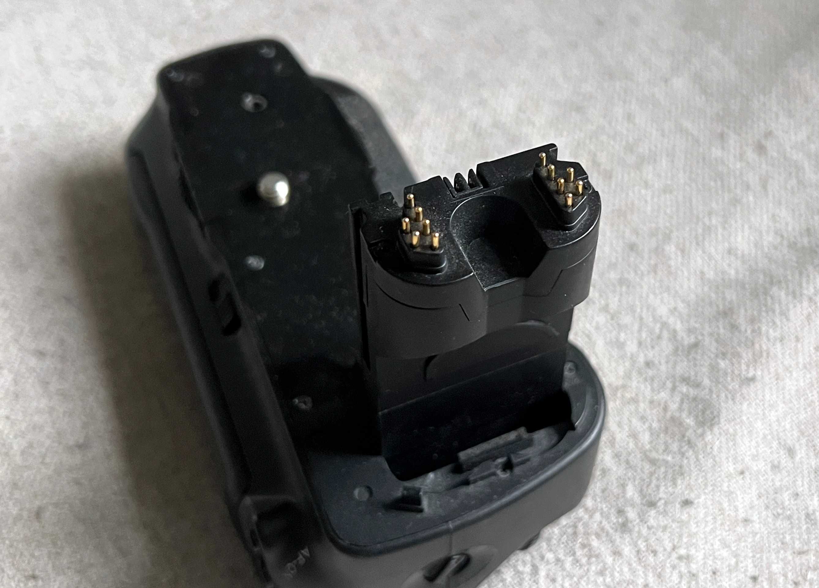 Grip Canon BG-E6 - pentru Canon 5D Mark II