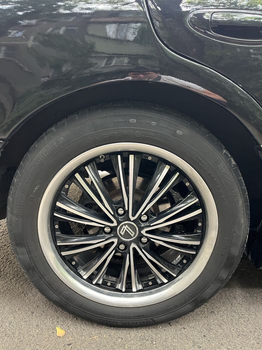 Диск 18 в хорошем состояние не бьет не спускает