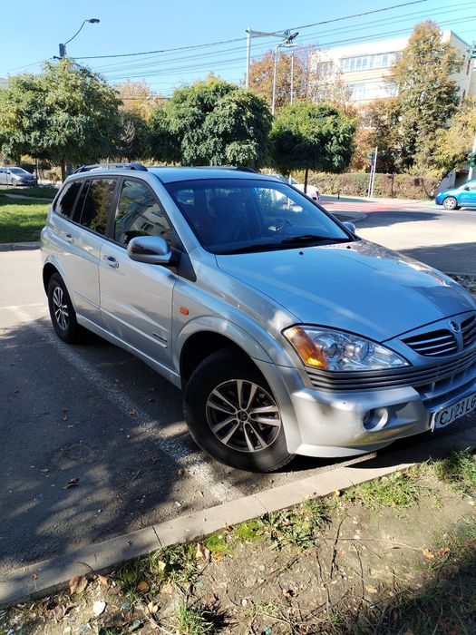 Vând Ssangyong kyron