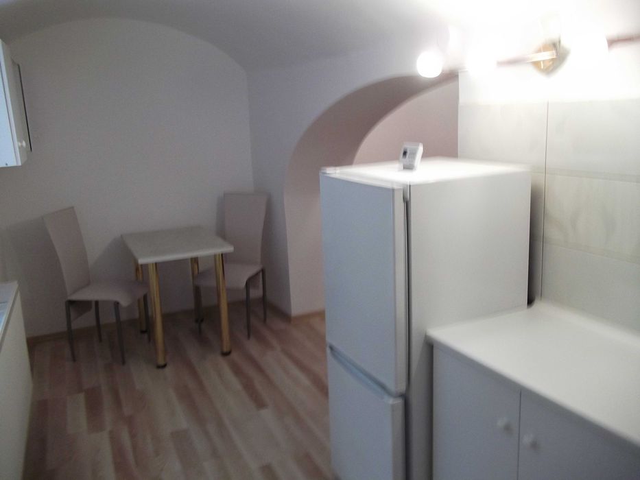 Dau in chirie 2 camere ultracentral ,clinicilor