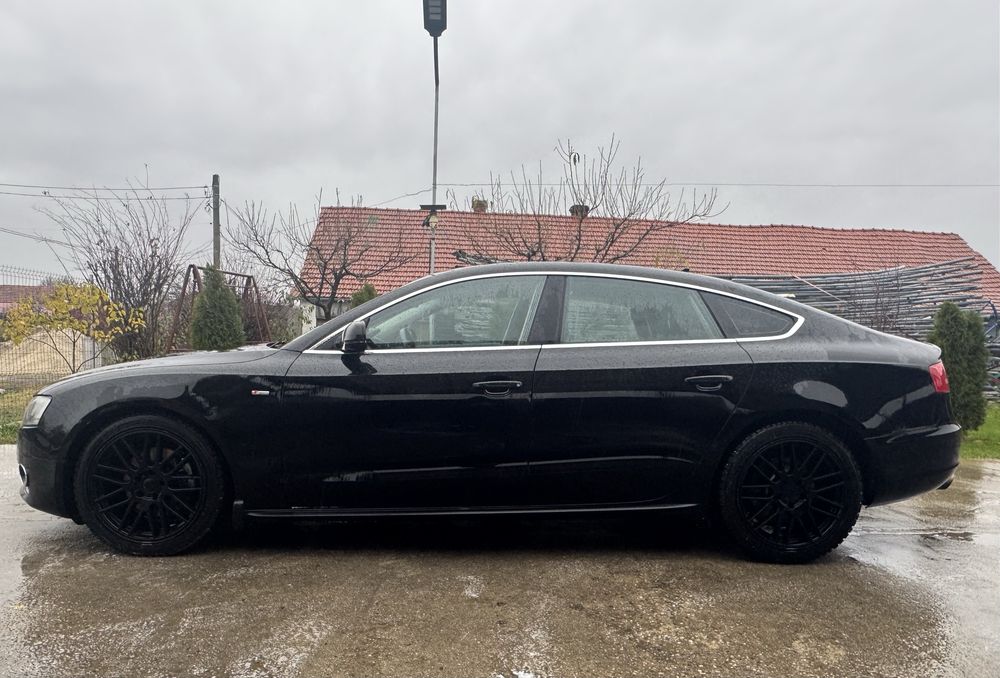 Vând audi A5 S line