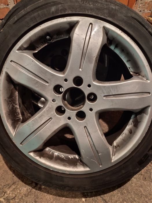 Има външни забележки.
Продавам джанти за Мерцедес 
Без кривини и завар