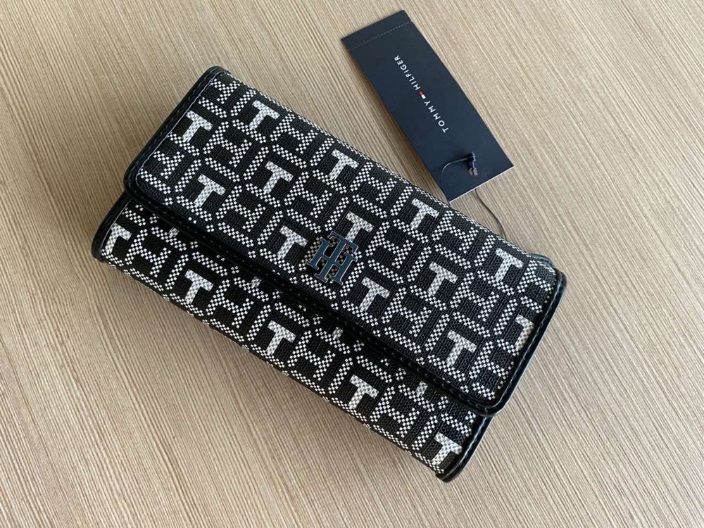 Портмоне Tommy Hilfiger