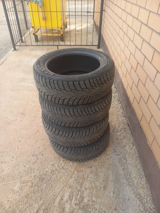 Продам зимние шины