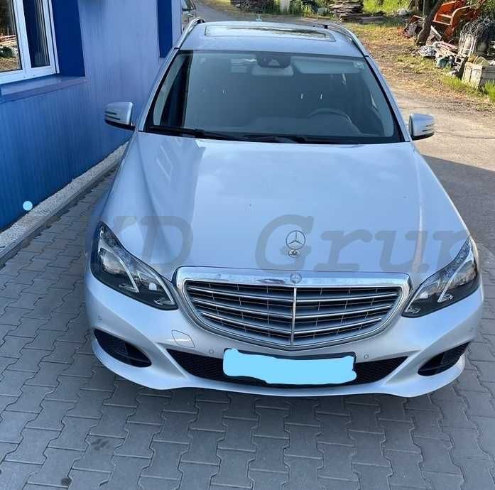 Autoturism Mercedes-Benz E220