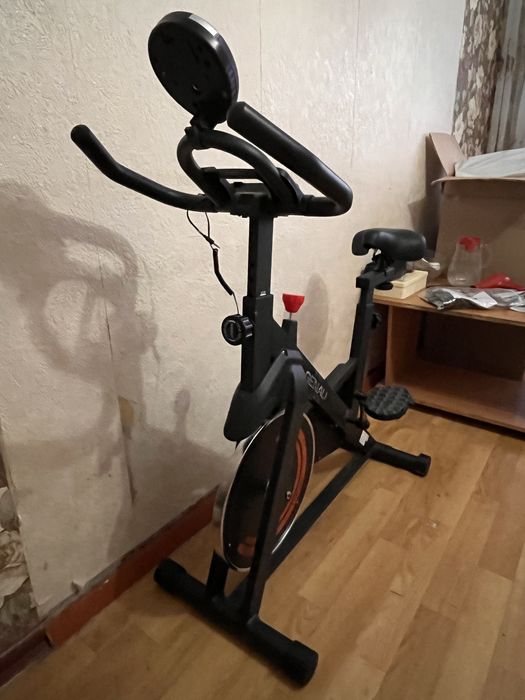 Велотренажер Genau Spin Bike W101