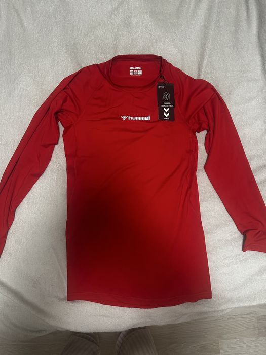 Термобельо червен цвят