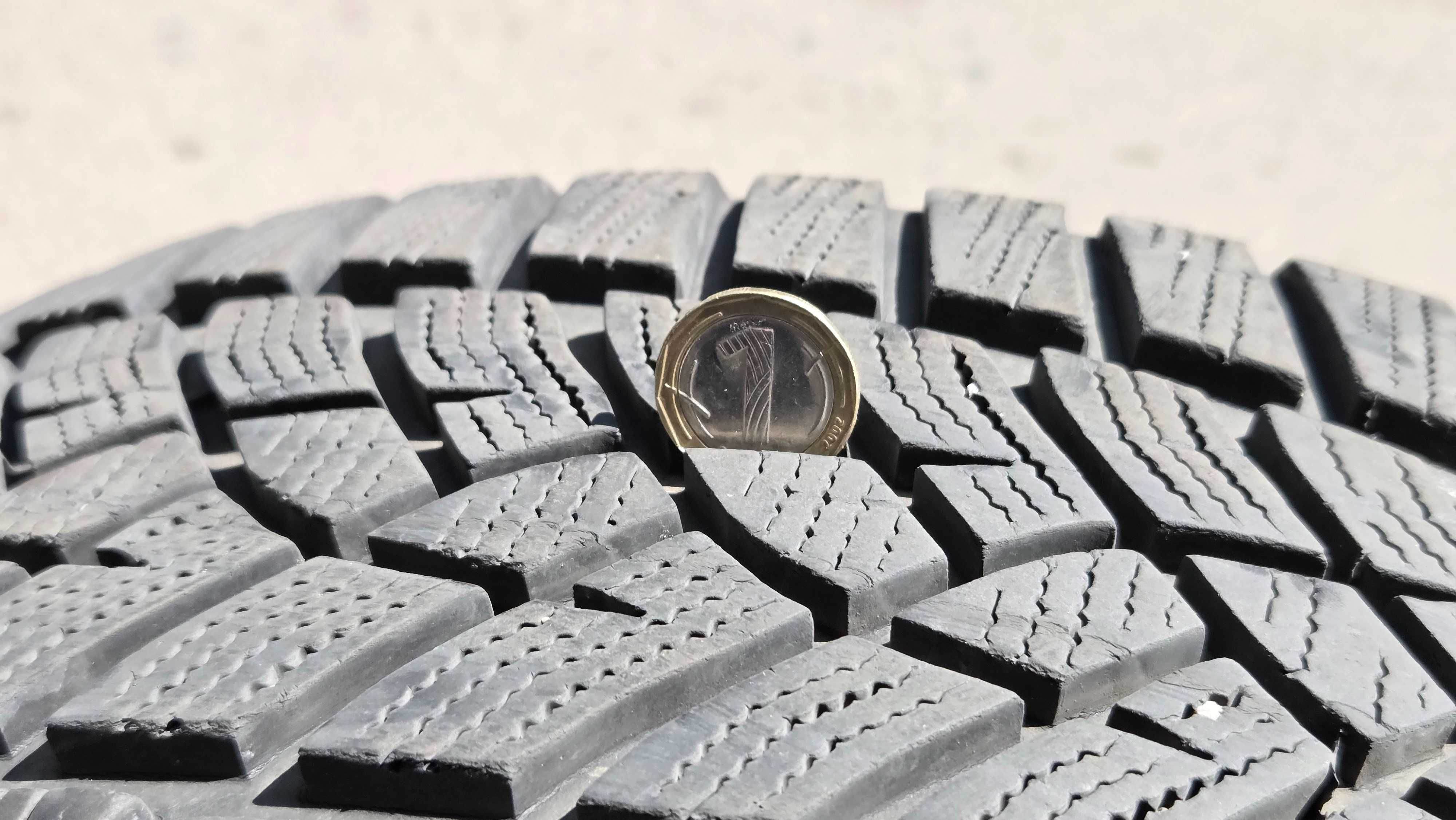 4 бр зимни GOODYEAR UltraGrip Performance Plus 225/55R17 97H, DOT 2020