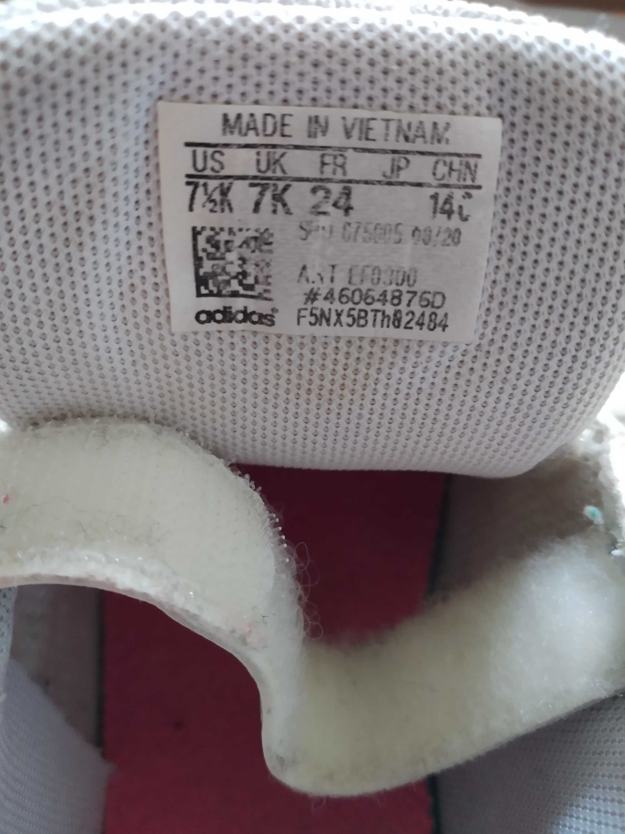 Adidas original piele, fetițe, marime 7 1/2, UK