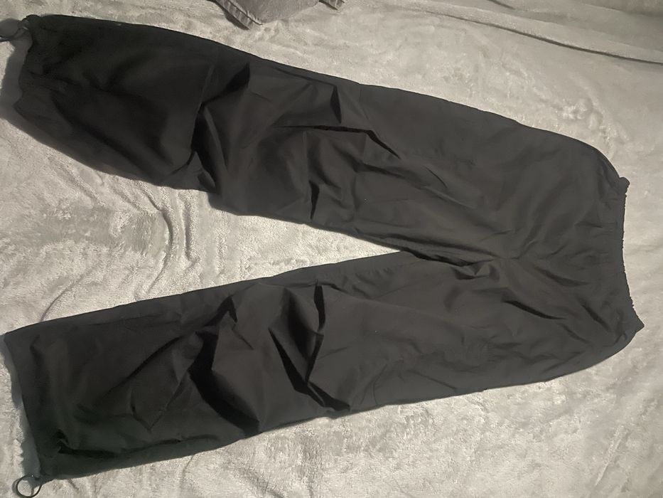 Свободные штаны в стиле streetwear