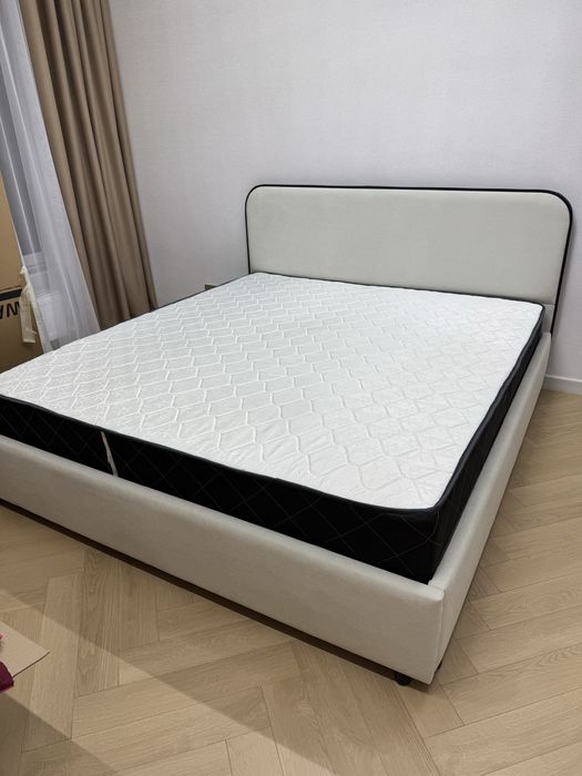 Продам кровать 180на200