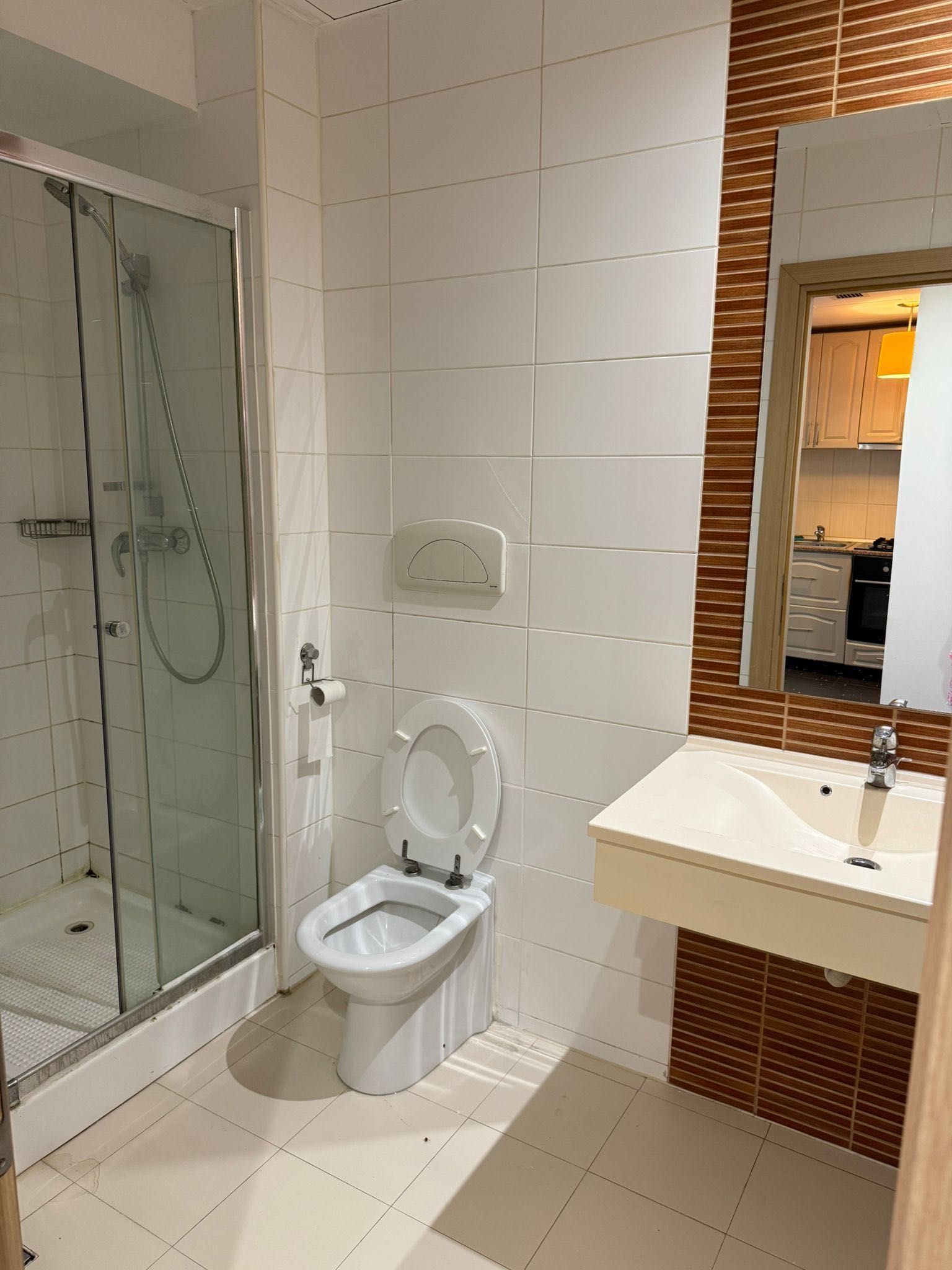 Închiriez apartament 2 camere Rin grand Vitan